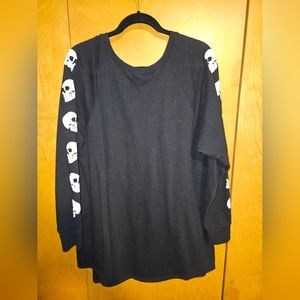 Torrid skull sweater - 3